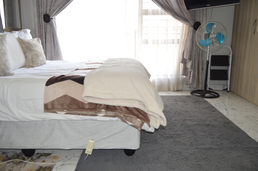To Let 3 Bedroom Property for Rent in Greengate Gauteng