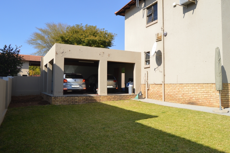 To Let 3 Bedroom Property for Rent in Greengate Gauteng