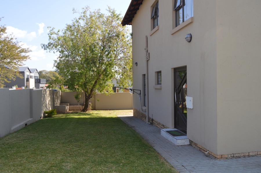 To Let 3 Bedroom Property for Rent in Greengate Gauteng