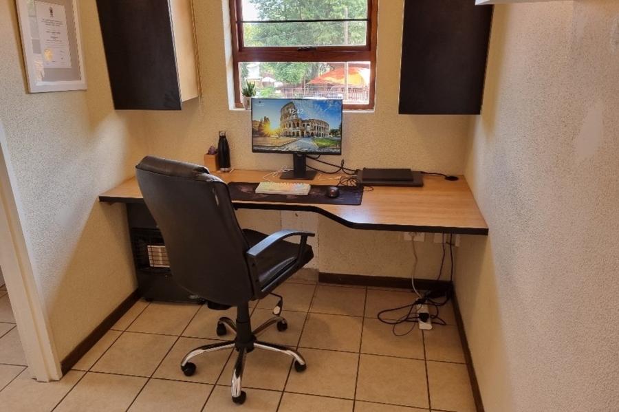 2 Bedroom Property for Sale in Bedfordview Gauteng