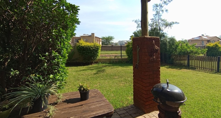 2 Bedroom Property for Sale in Montana Gauteng