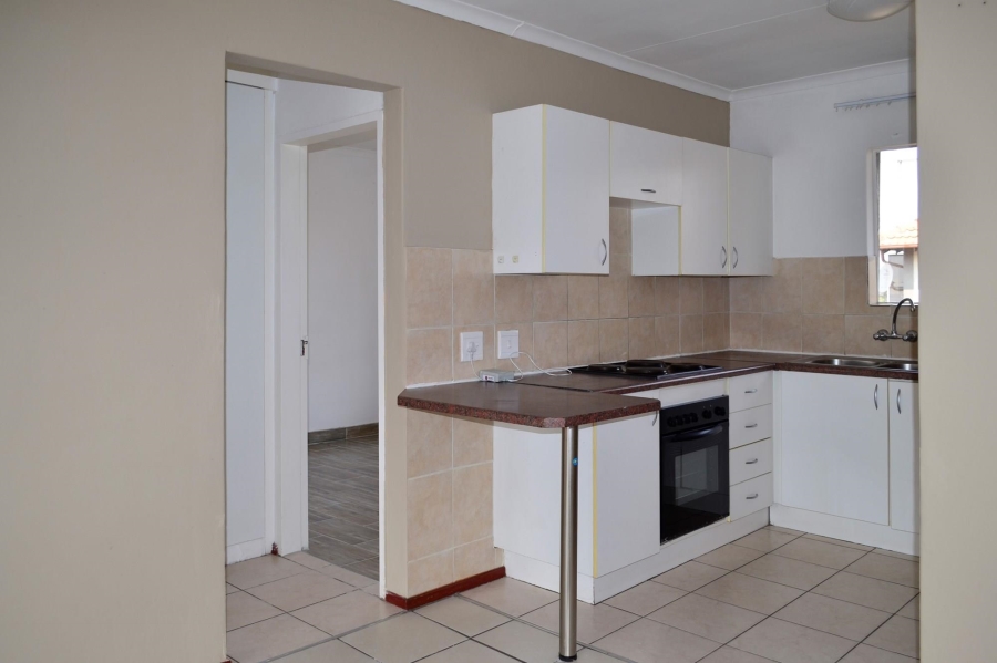 To Let 2 Bedroom Property for Rent in Parkrand Gauteng