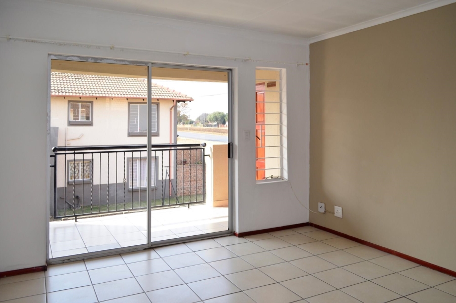 To Let 2 Bedroom Property for Rent in Parkrand Gauteng