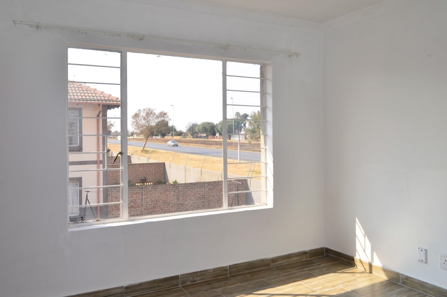 To Let 2 Bedroom Property for Rent in Parkrand Gauteng