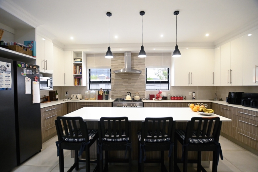 4 Bedroom Property for Sale in Zambezi Country Estate Gauteng