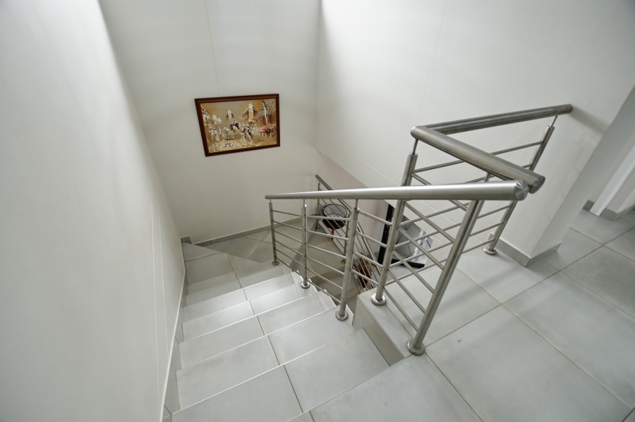 4 Bedroom Property for Sale in Zambezi Country Estate Gauteng