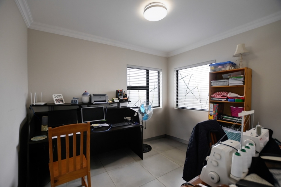 4 Bedroom Property for Sale in Zambezi Country Estate Gauteng