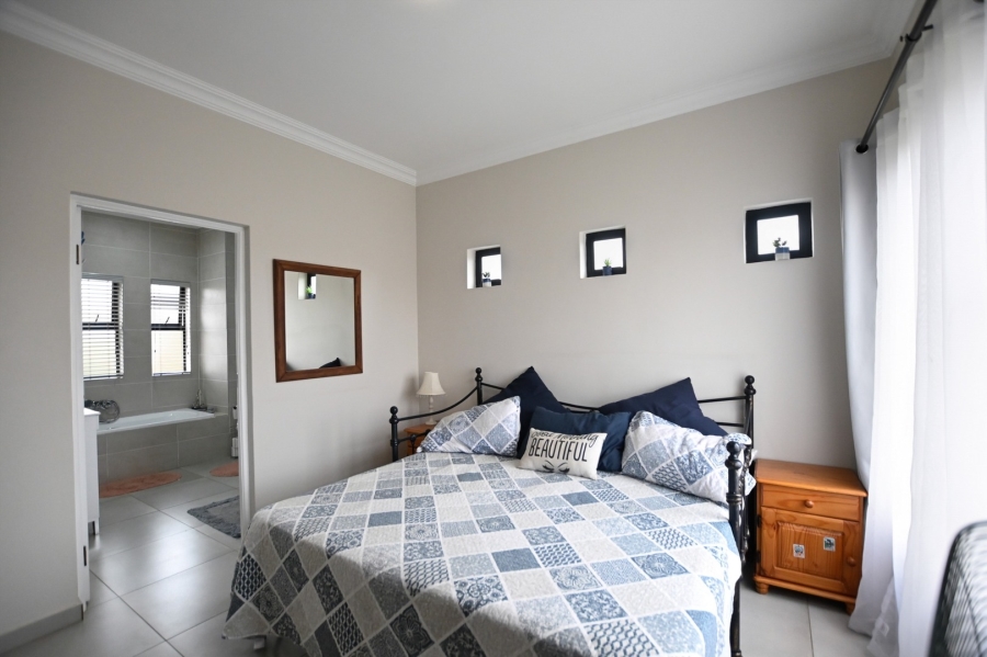 4 Bedroom Property for Sale in Zambezi Country Estate Gauteng
