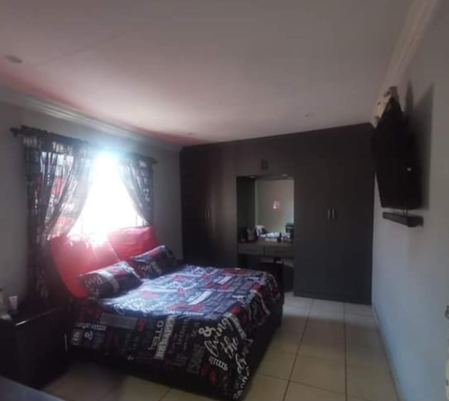 3 Bedroom Property for Sale in Rothdene Gauteng
