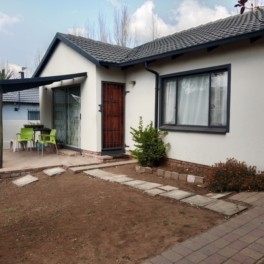 2 Bedroom Property for Sale in Noordwyk Gauteng