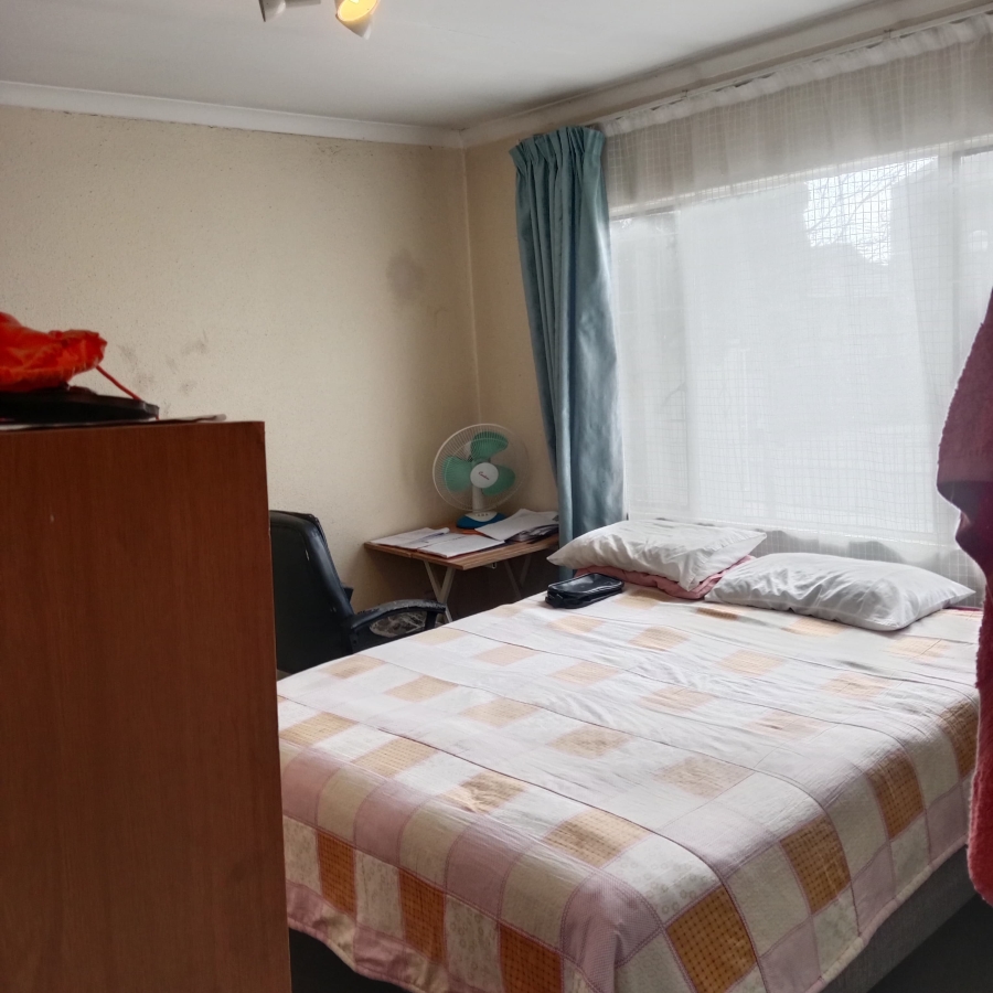 2 Bedroom Property for Sale in Noordwyk Gauteng