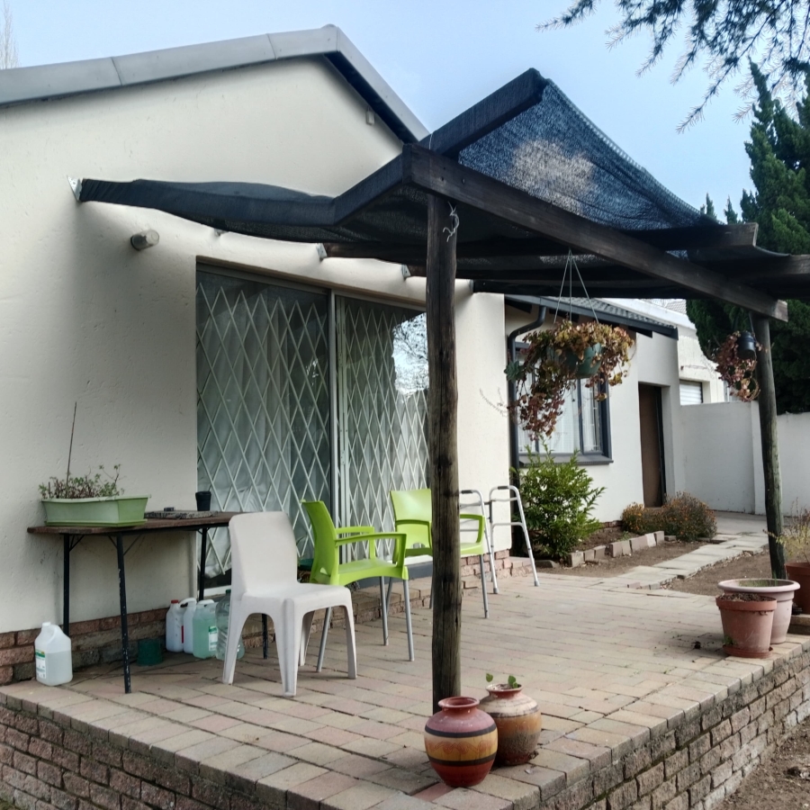 2 Bedroom Property for Sale in Noordwyk Gauteng