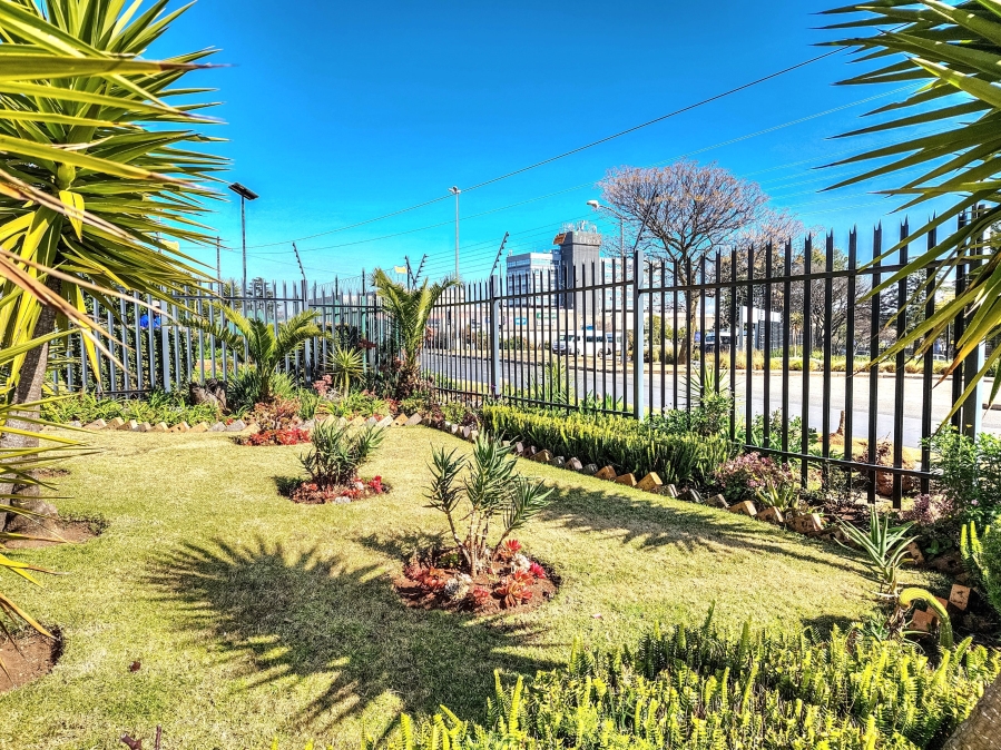 1 Bedroom Property for Sale in Florida North Gauteng