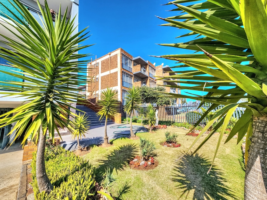 1 Bedroom Property for Sale in Florida North Gauteng