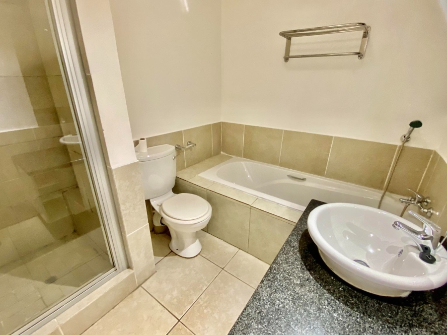 To Let 2 Bedroom Property for Rent in Sandown Gauteng