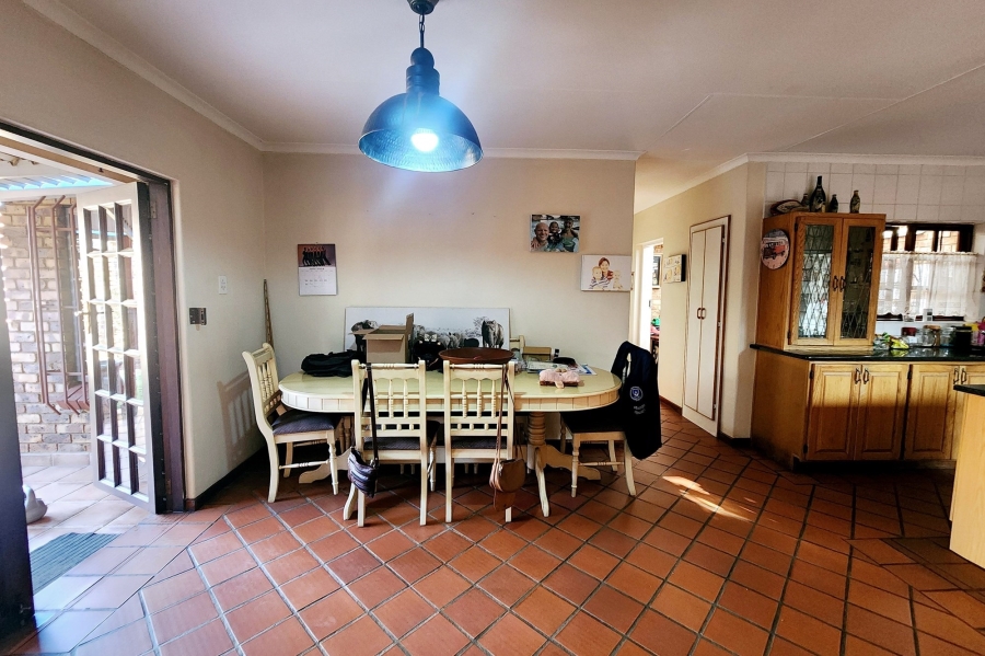 4 Bedroom Property for Sale in Clubview Gauteng