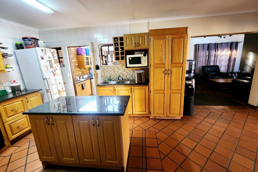 4 Bedroom Property for Sale in Clubview Gauteng