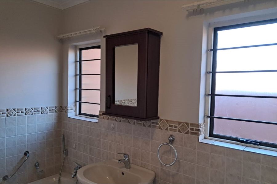 2 Bedroom Property for Sale in Montana Gauteng
