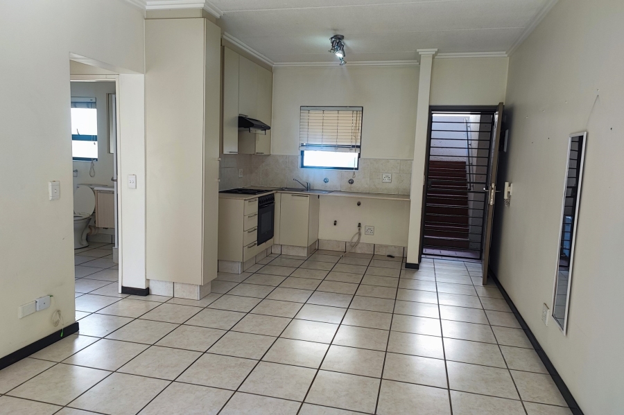 1 Bedroom Property for Sale in Paulshof Gauteng