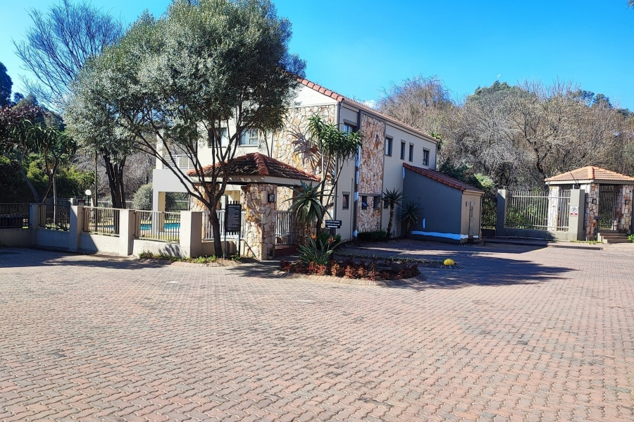 1 Bedroom Property for Sale in Paulshof Gauteng