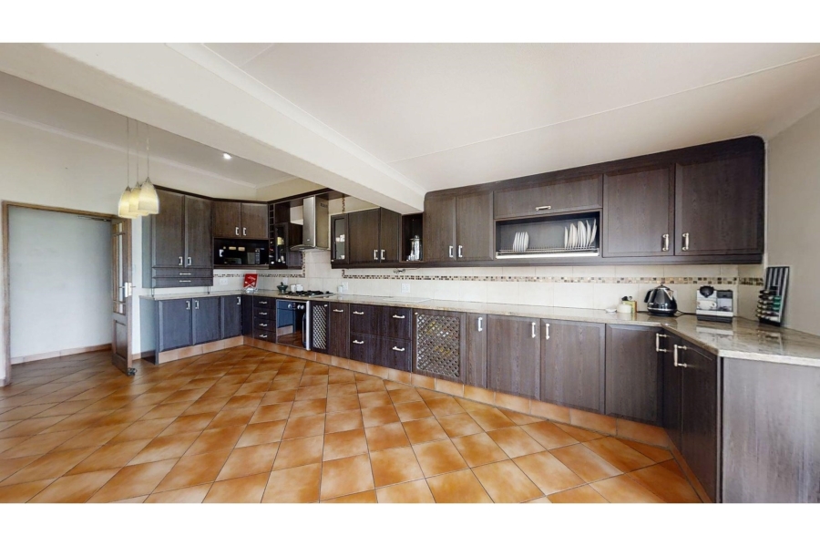 8 Bedroom Property for Sale in Lambton Gauteng
