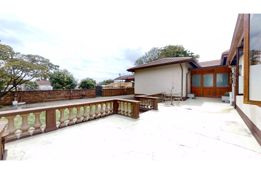 8 Bedroom Property for Sale in Lambton Gauteng