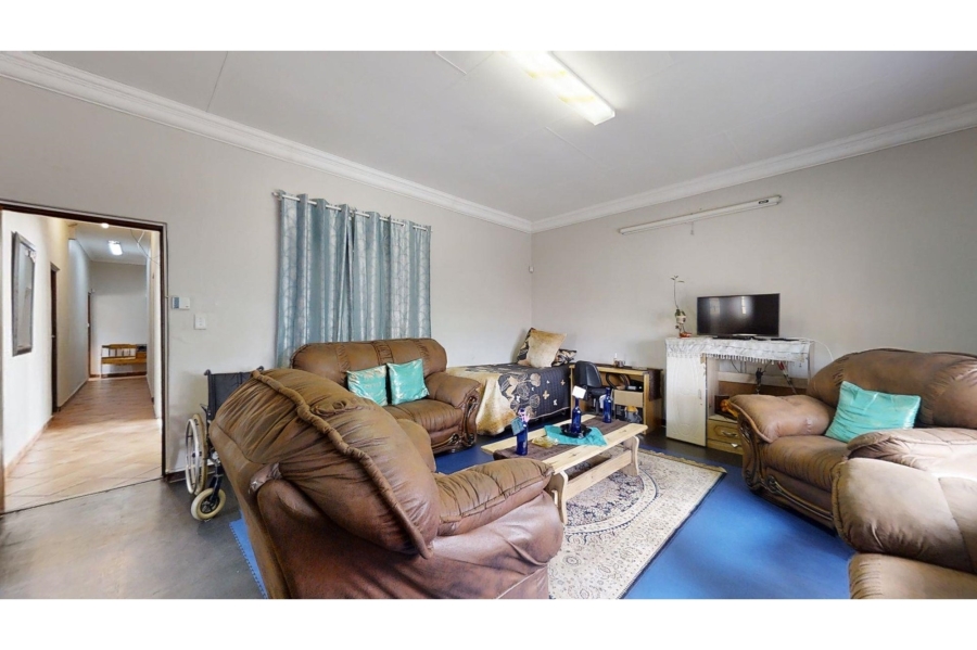 8 Bedroom Property for Sale in Lambton Gauteng