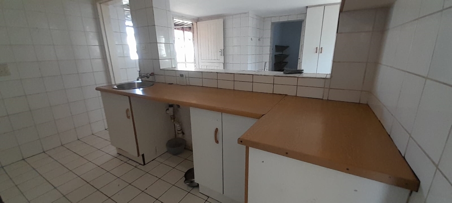 To Let 3 Bedroom Property for Rent in Unitas Park Gauteng