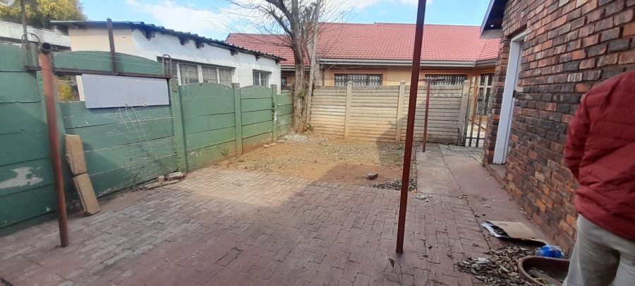 To Let 3 Bedroom Property for Rent in Unitas Park Gauteng
