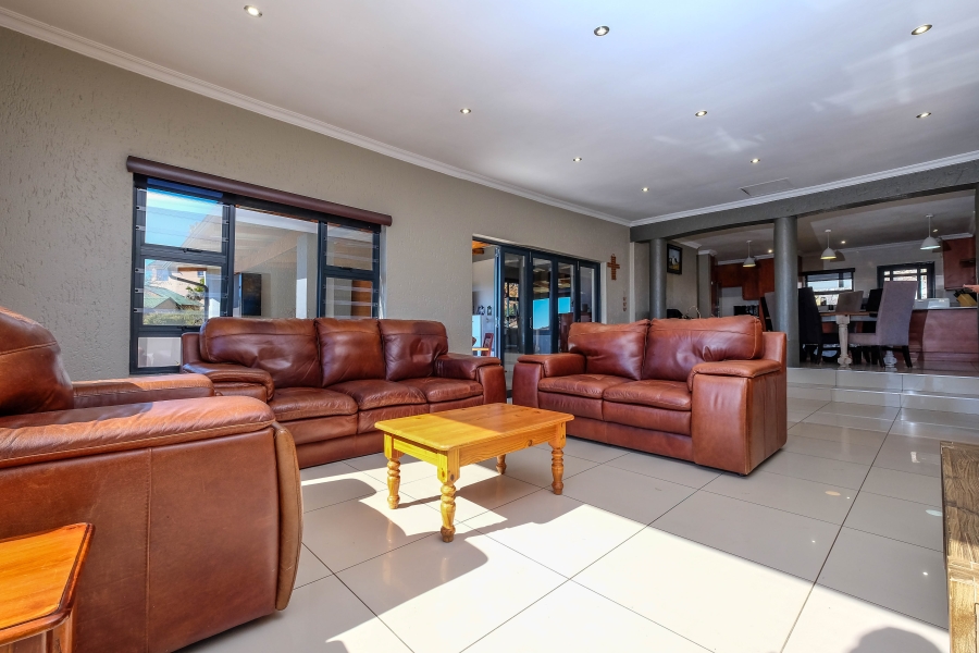 4 Bedroom Property for Sale in Noordheuwel Gauteng