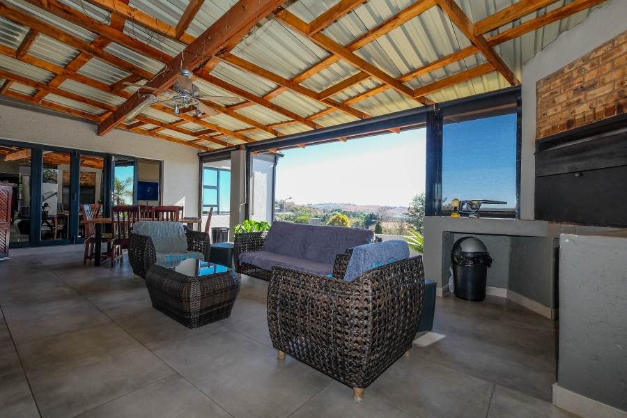 4 Bedroom Property for Sale in Noordheuwel Gauteng