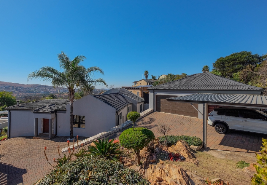 4 Bedroom Property for Sale in Noordheuwel Gauteng