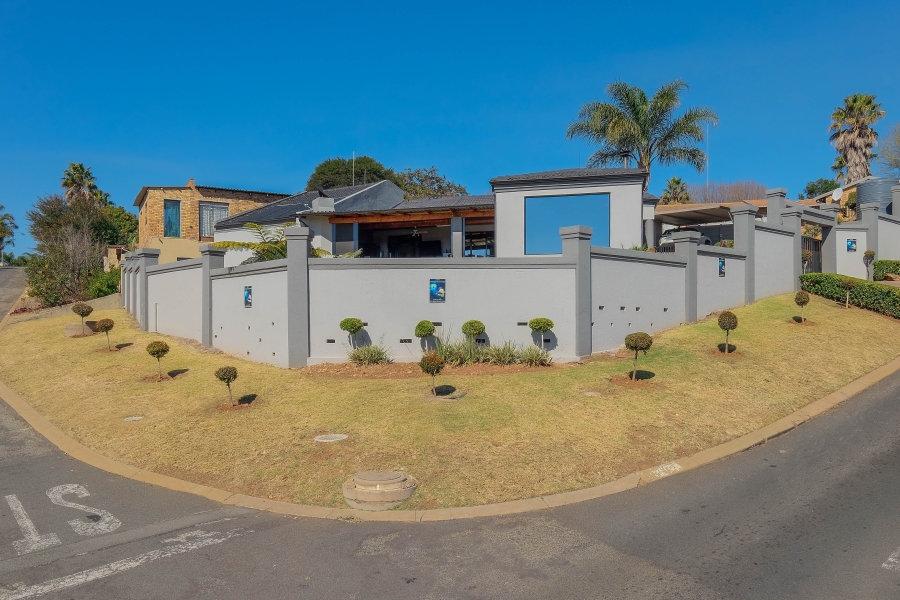 4 Bedroom Property for Sale in Noordheuwel Gauteng