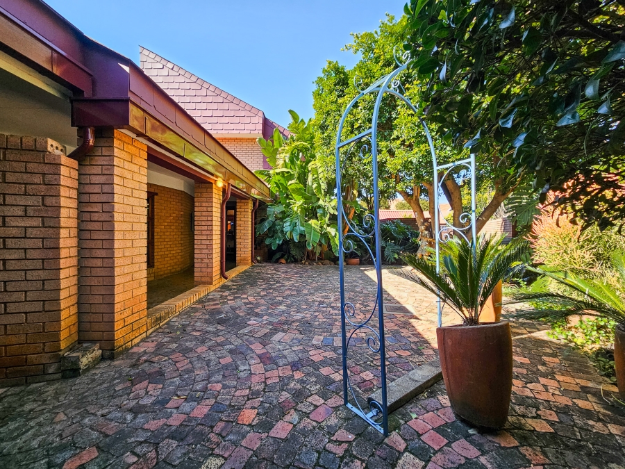 3 Bedroom Property for Sale in Moreleta Park Gauteng