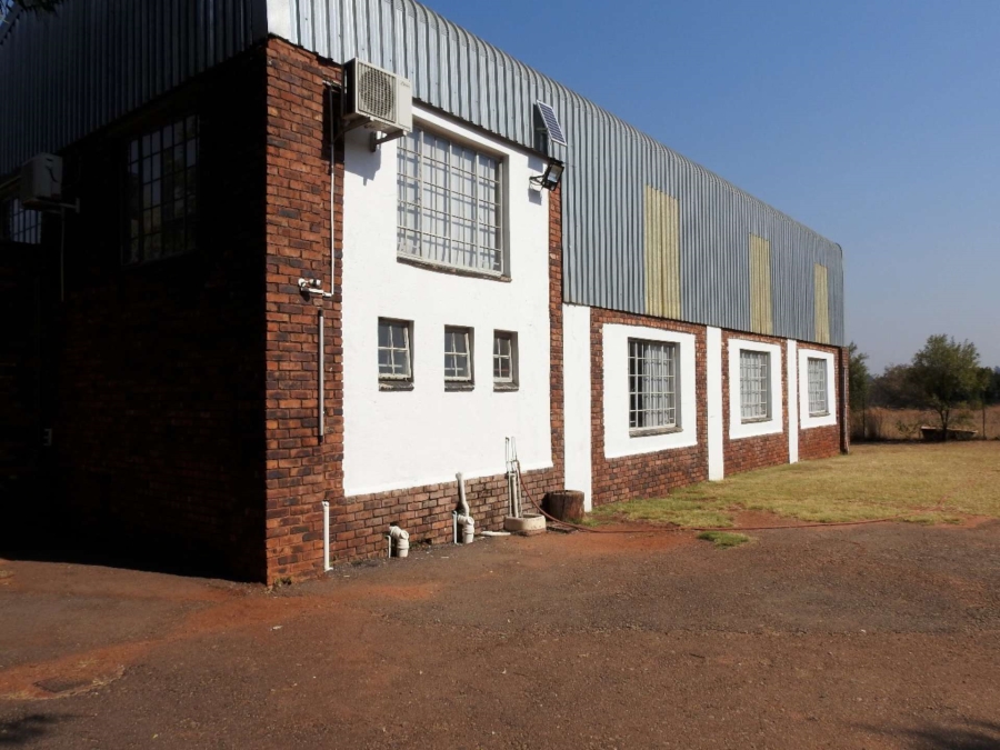 5 Bedroom Property for Sale in Andeon AH Gauteng