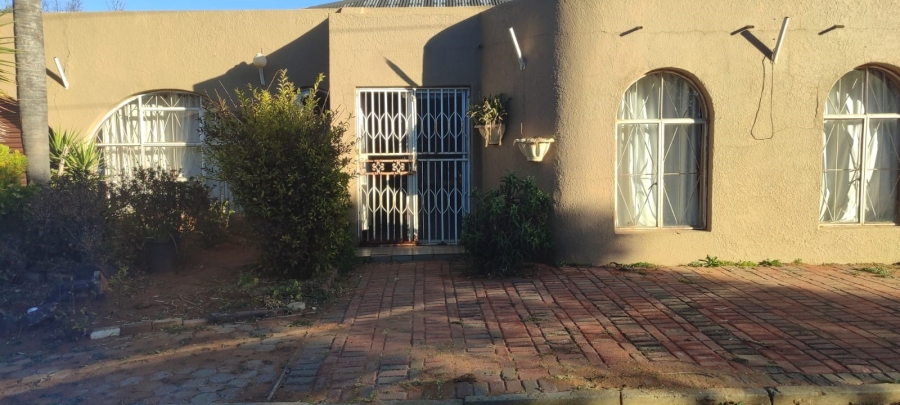 4 Bedroom Property for Sale in Randgate Gauteng