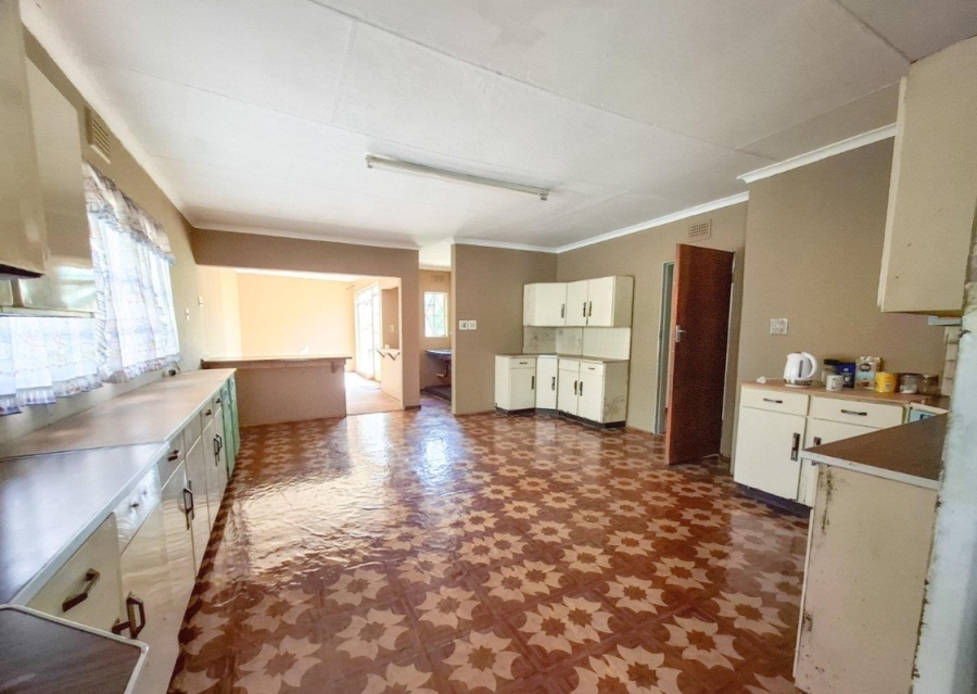 4 Bedroom Property for Sale in Randgate Gauteng