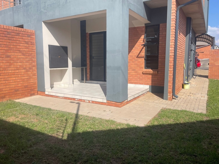 2 Bedroom Property for Sale in Montana Gauteng