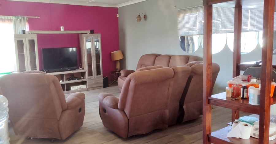 4 Bedroom Property for Sale in Krugersdorp West Gauteng