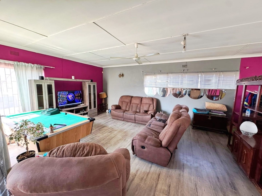 4 Bedroom Property for Sale in Krugersdorp West Gauteng