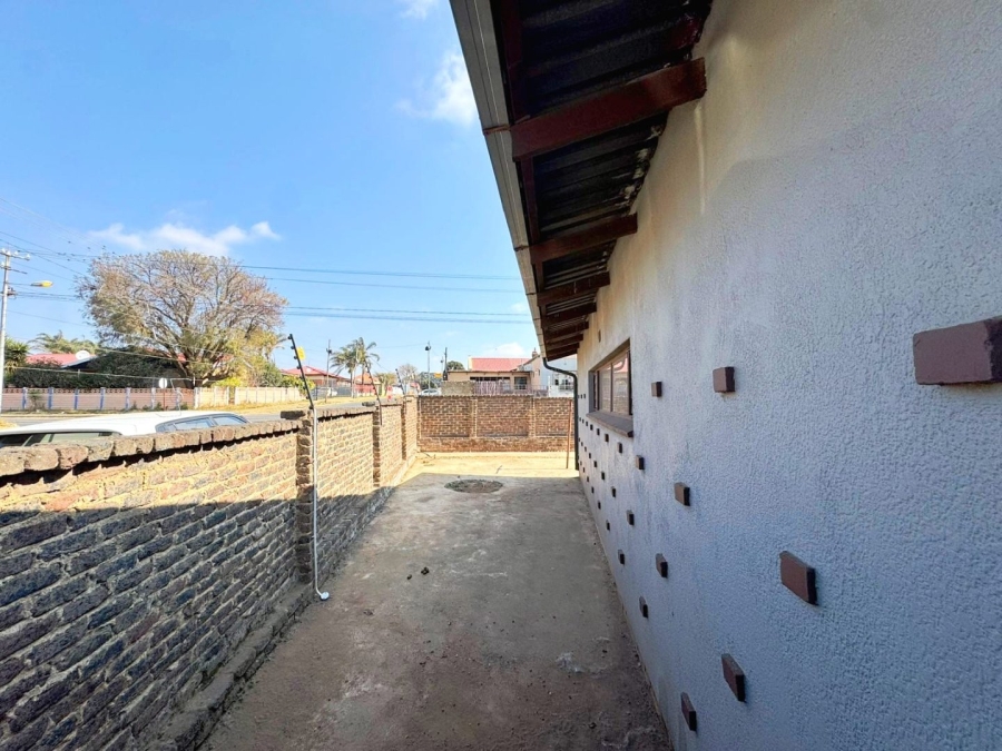 4 Bedroom Property for Sale in Krugersdorp West Gauteng