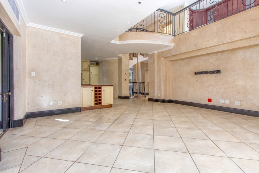 6 Bedroom Property for Sale in Dainfern Golf Estate Gauteng
