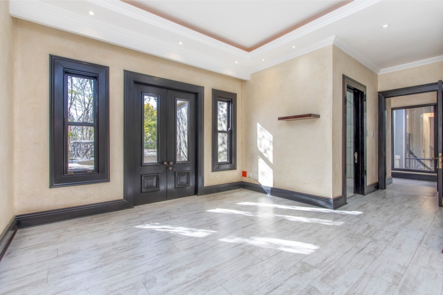 6 Bedroom Property for Sale in Dainfern Golf Estate Gauteng