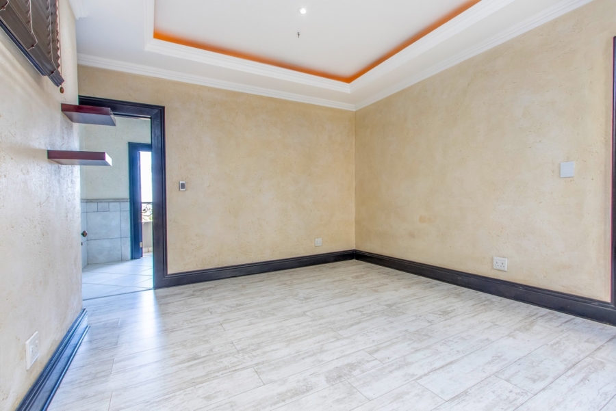 6 Bedroom Property for Sale in Dainfern Golf Estate Gauteng