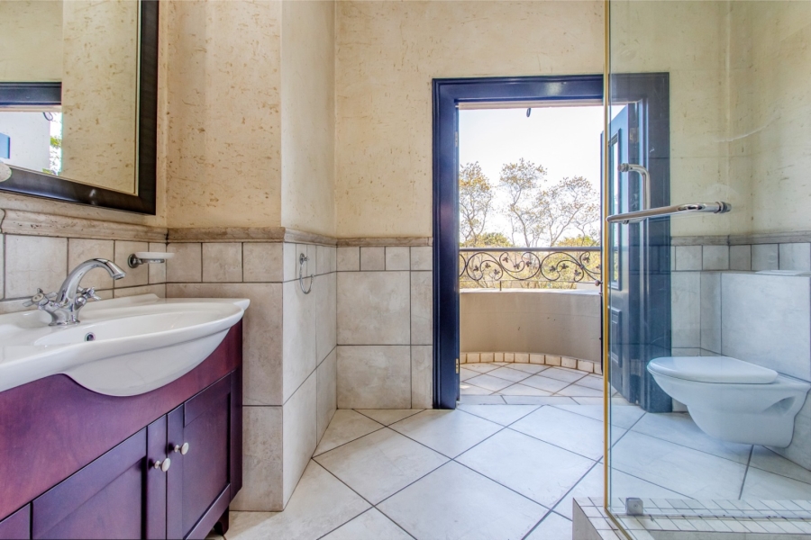 6 Bedroom Property for Sale in Dainfern Golf Estate Gauteng