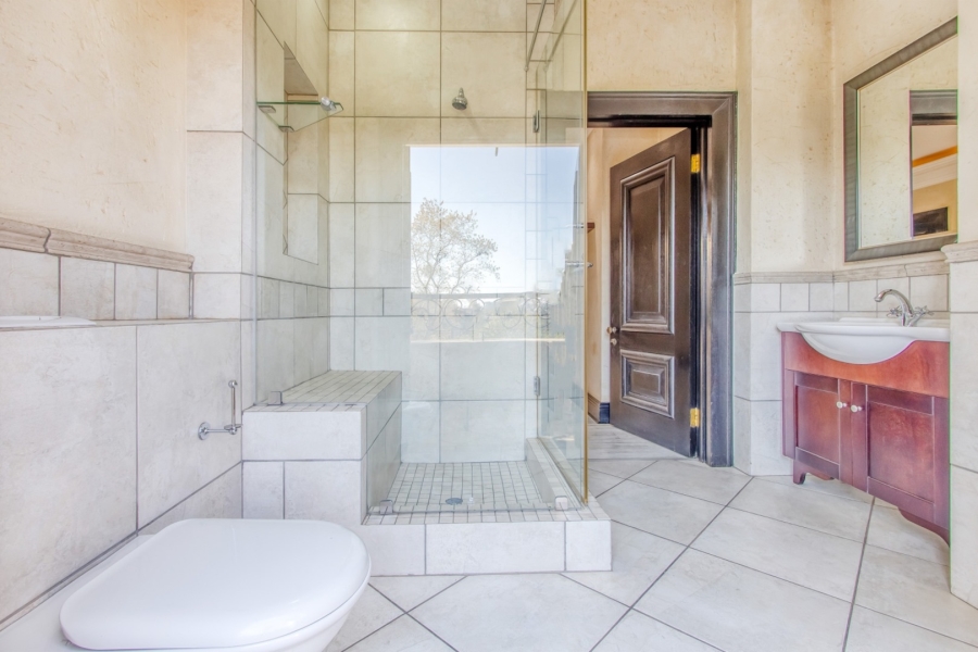 6 Bedroom Property for Sale in Dainfern Golf Estate Gauteng