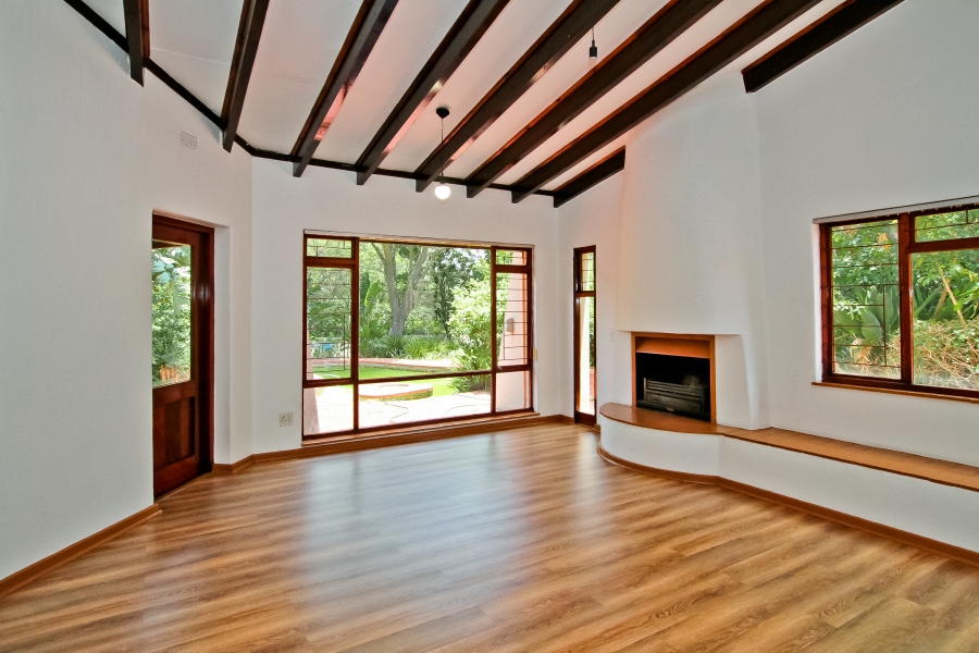5 Bedroom Property for Sale in Morningside Manor Gauteng