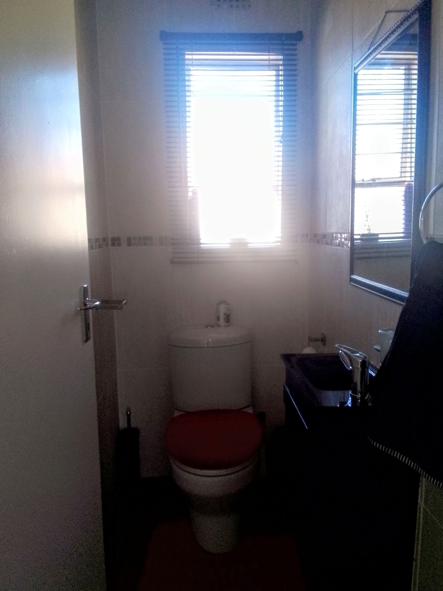 3 Bedroom Property for Sale in Witpoortjie Gauteng