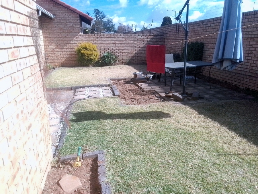 3 Bedroom Property for Sale in Witpoortjie Gauteng