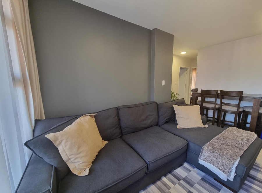 To Let 2 Bedroom Property for Rent in Silver Lakes Gauteng